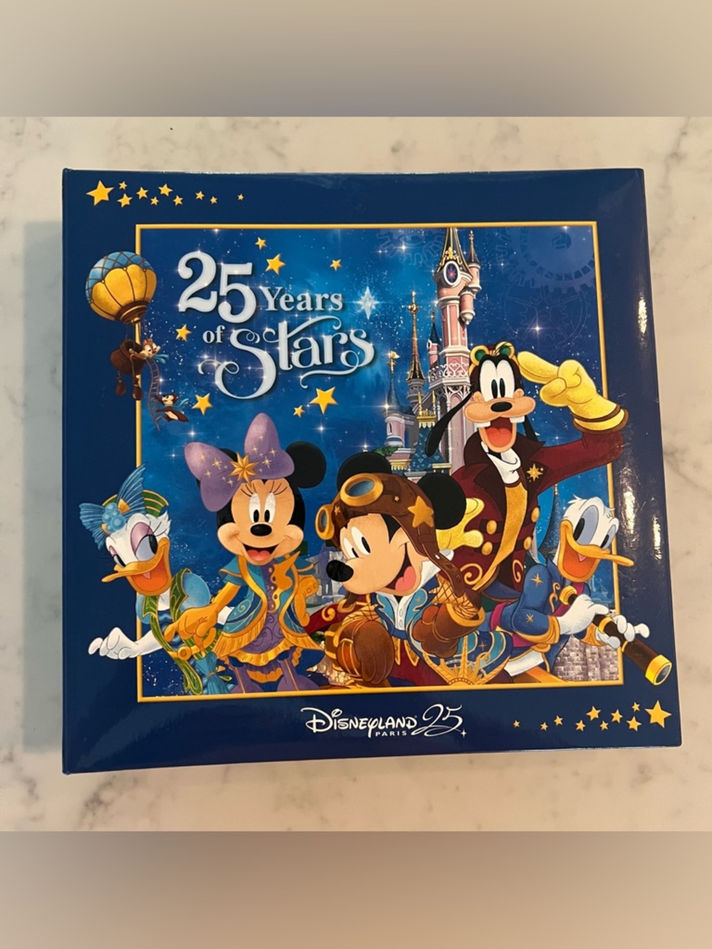Disneyland Paris 25 Years Of Stars Anniversary Photo Album 2017 Disney Parks
EUC